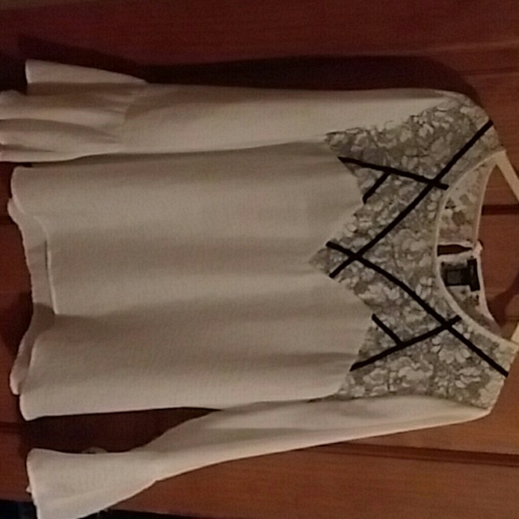 Blouse - Picture 2 of 2